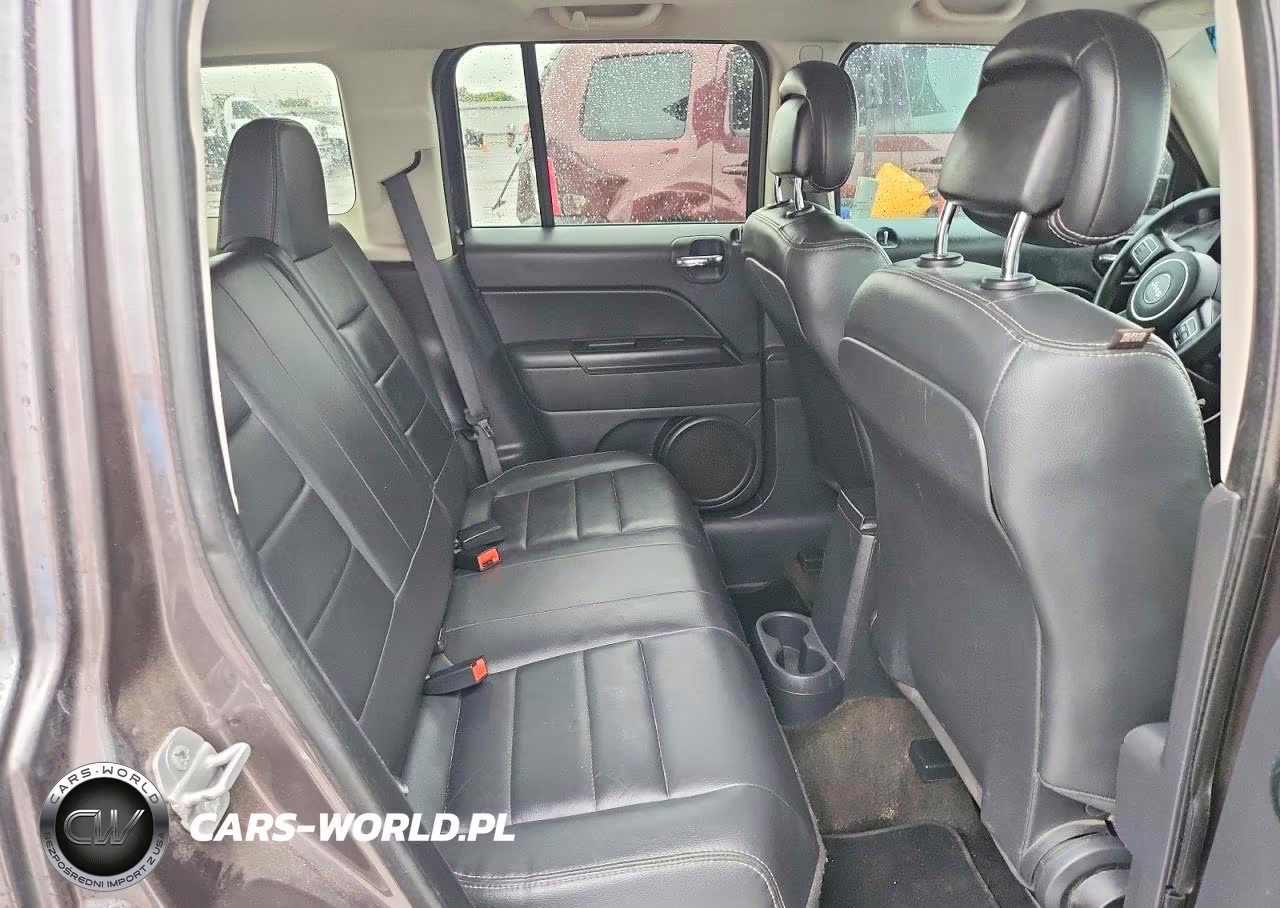 2015 Jeep Patriot Latitude VIN:1C4NJPFA4FD157544 - 11