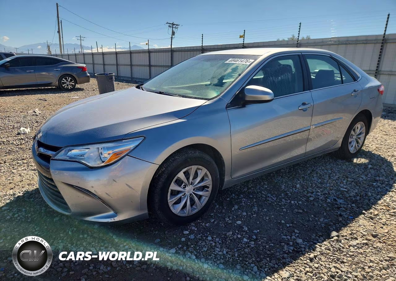 2015 Toyota Camry Le