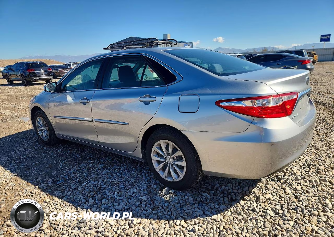 2015 Toyota Camry Le VIN:4T4BF1FK1FR479411 - 2
