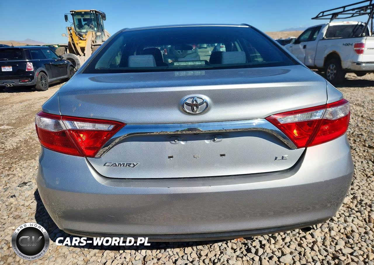 2015 Toyota Camry Le VIN:4T4BF1FK1FR479411 - 6