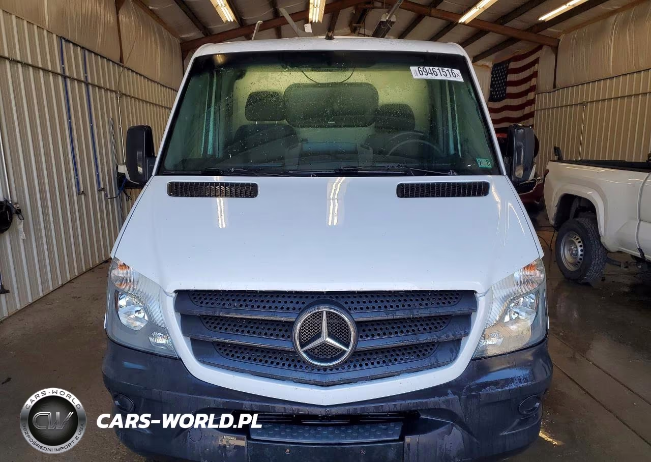 2016 Mercedes-Benz Sprinter 2500 Delivery Van VIN:WD3PE7DD9GP310942 - 5