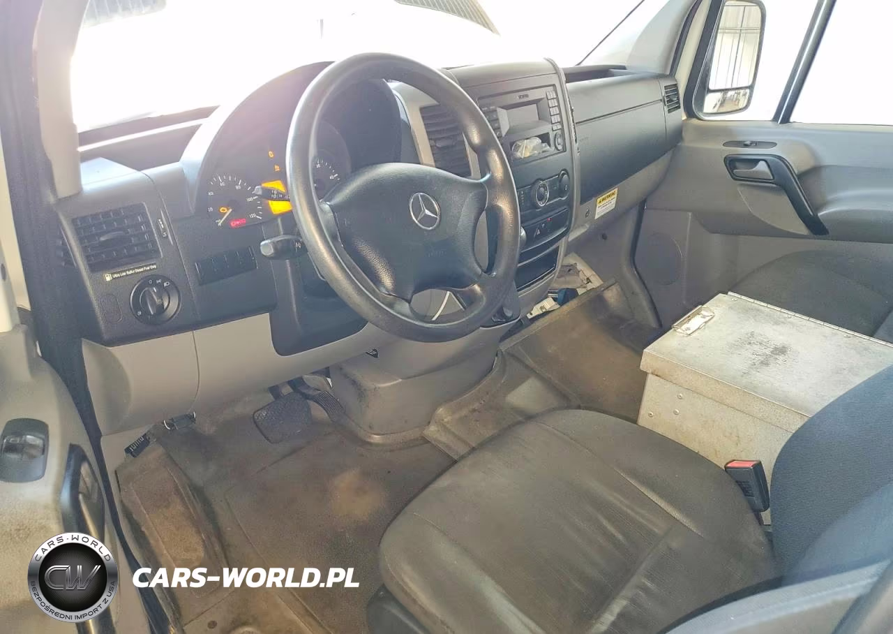 2016 Mercedes-Benz Sprinter 2500 Delivery Van VIN:WD3PE7DD9GP310942 - 8