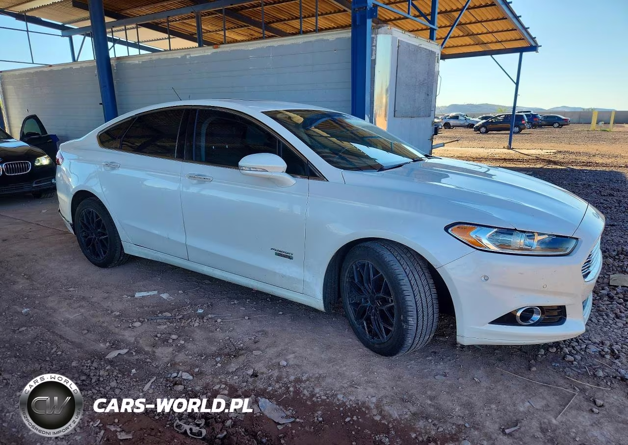 2016 Ford Fusion Titanium Phev VIN:3FA6P0SU6GR291612 - 4
