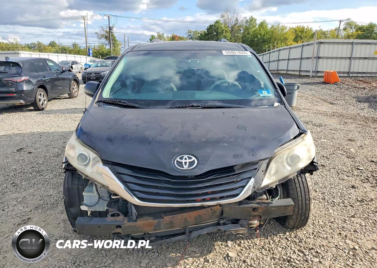 2011 Toyota Sienna Le VIN:5TDKK3DC7BS140894 - 5