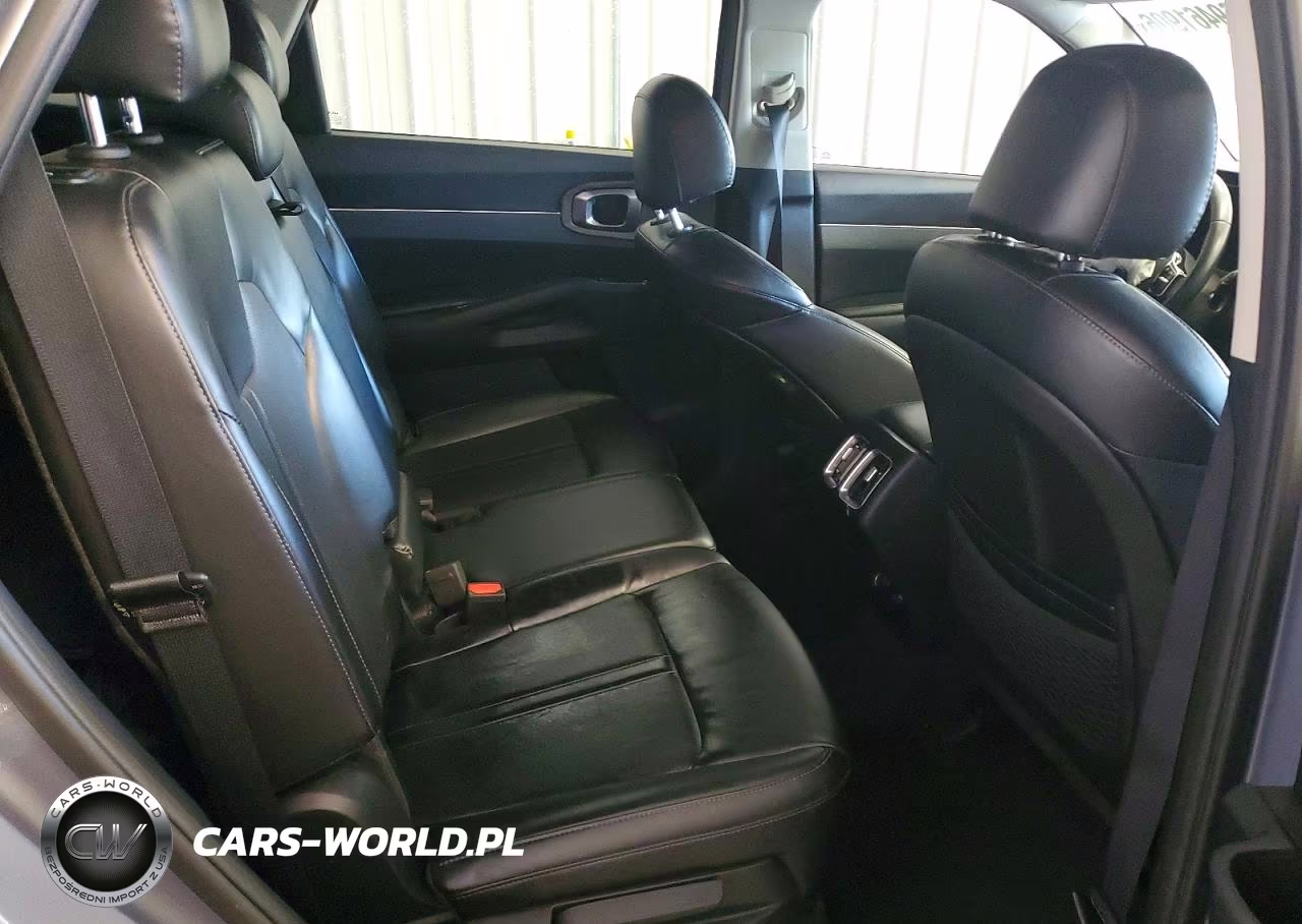 2022 Kia Sorento S VIN:5XYRLDLC9NG082484 - 11