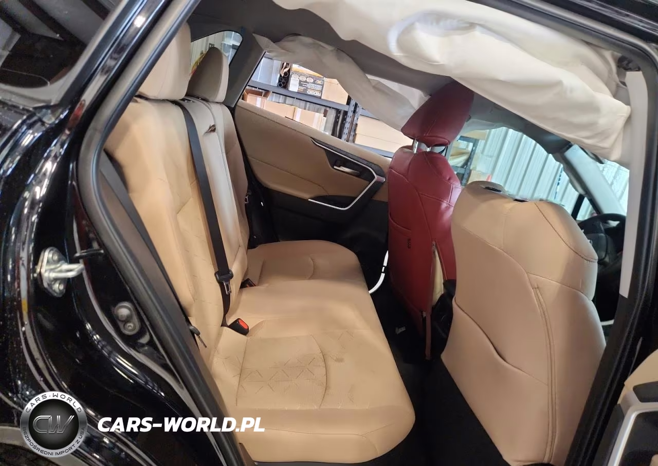 2025 Toyota Rav4 Hybrid Xle VIN:4T3RWRFV9SU194605 - 11