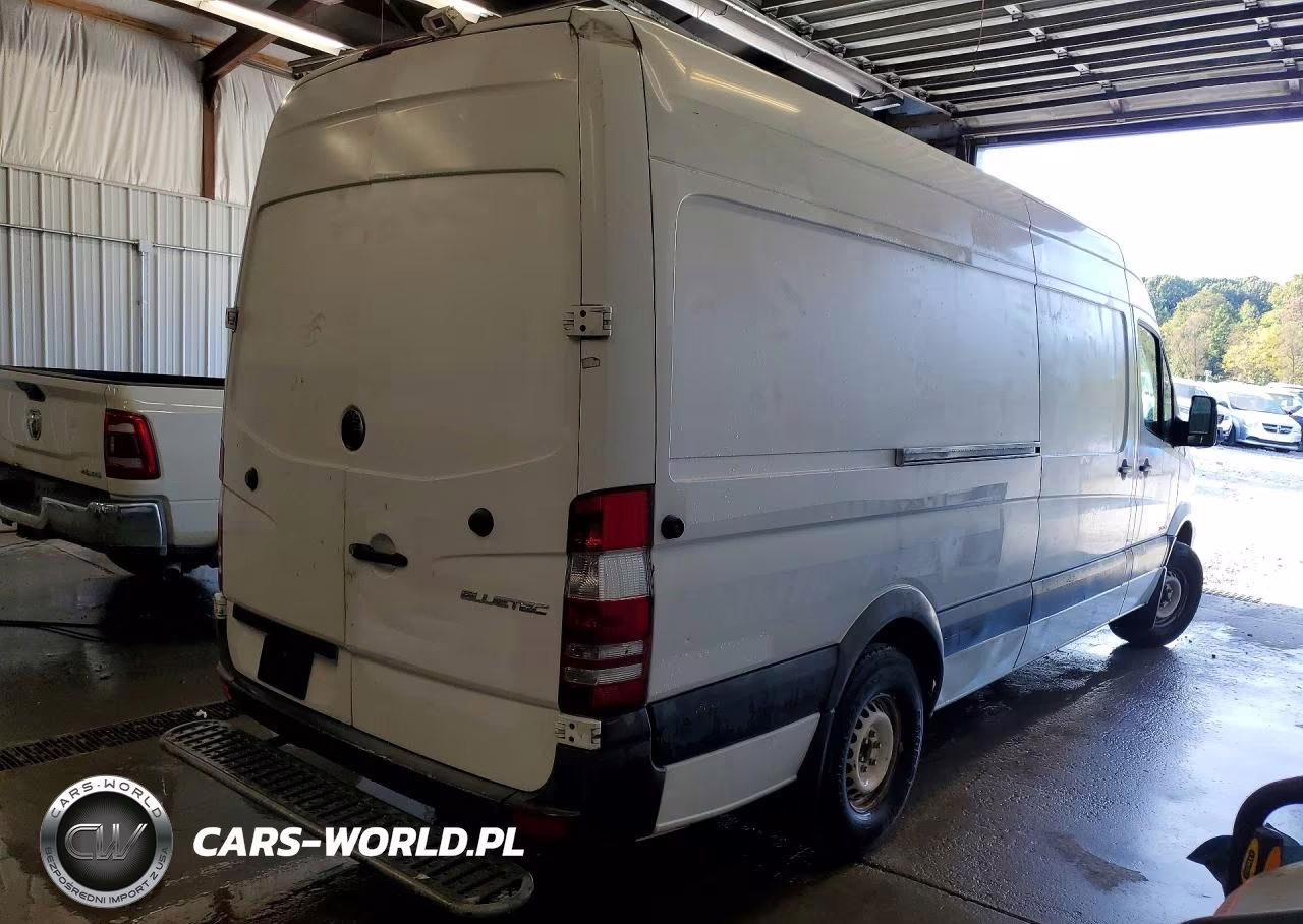 2016 Mercedes-Benz Sprinter 2500 VIN:WD3PE8DD8GP251260 - 3