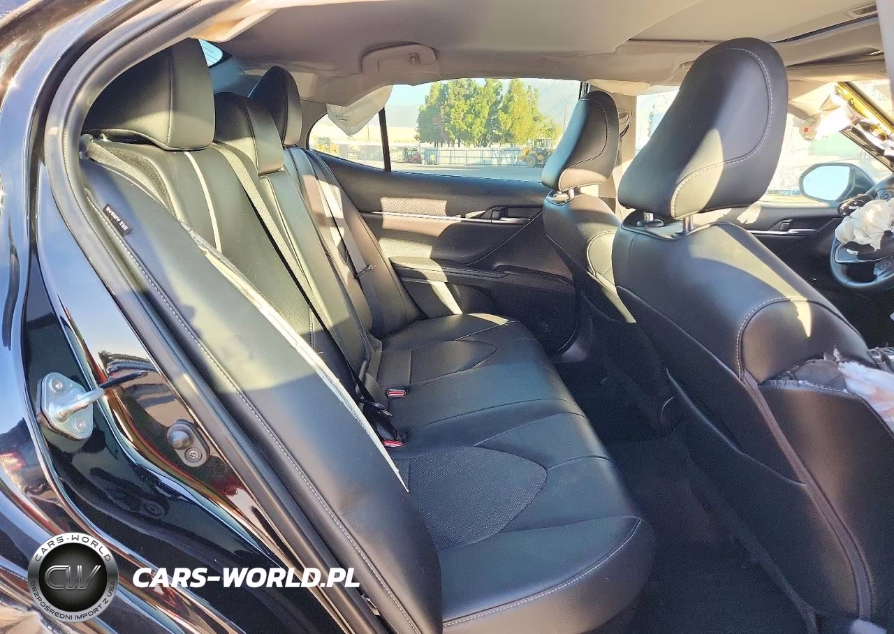 2022 Toyota Camry Xse VIN:4T1K31AK6NU572630 - 10