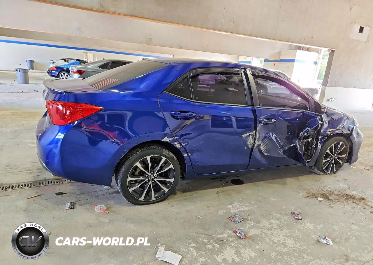 2017 Toyota Corolla Se VIN:2T1BURHE5HC829925 - 3