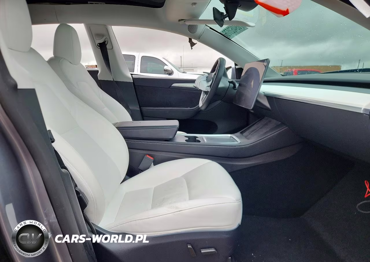 2024 Tesla Model Y VIN:7SAYGDEF7RA309045 - 7