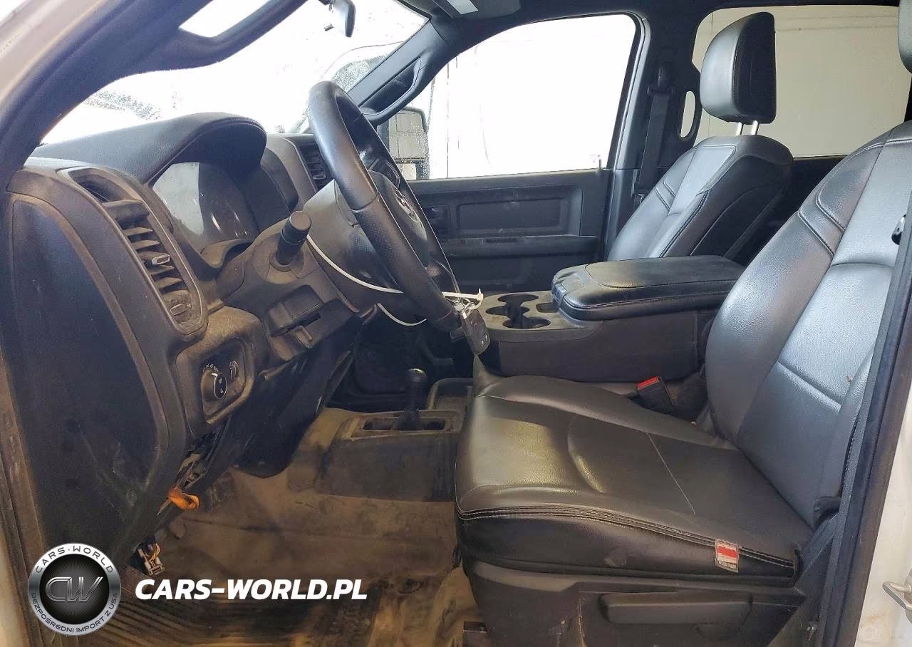 2024 Ram 2500 Tradesman VIN:3C6UR5CJ1RG124724 - 7