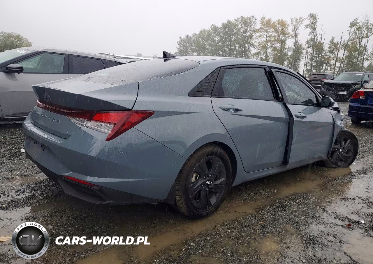 2022 Hyundai Elantra Sel VIN:KMHLM4AG7NU317161 - 3