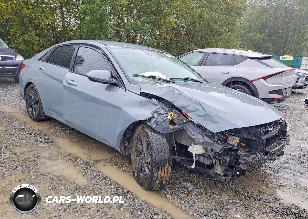 2022 Hyundai Elantra Sel VIN:KMHLM4AG7NU317161 - 4