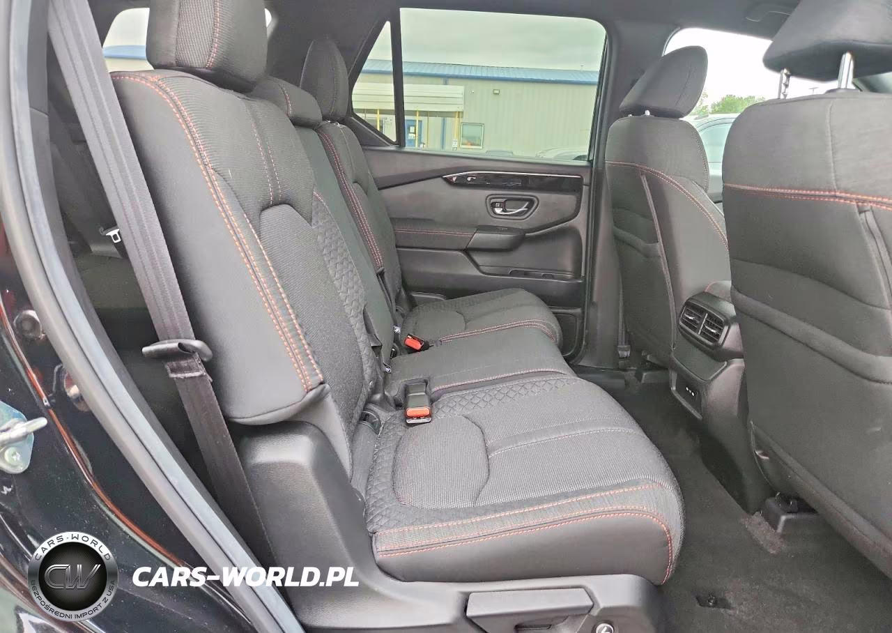 2025 Honda Pilot Sport VIN:5FNYG1H31SB124043 - 11