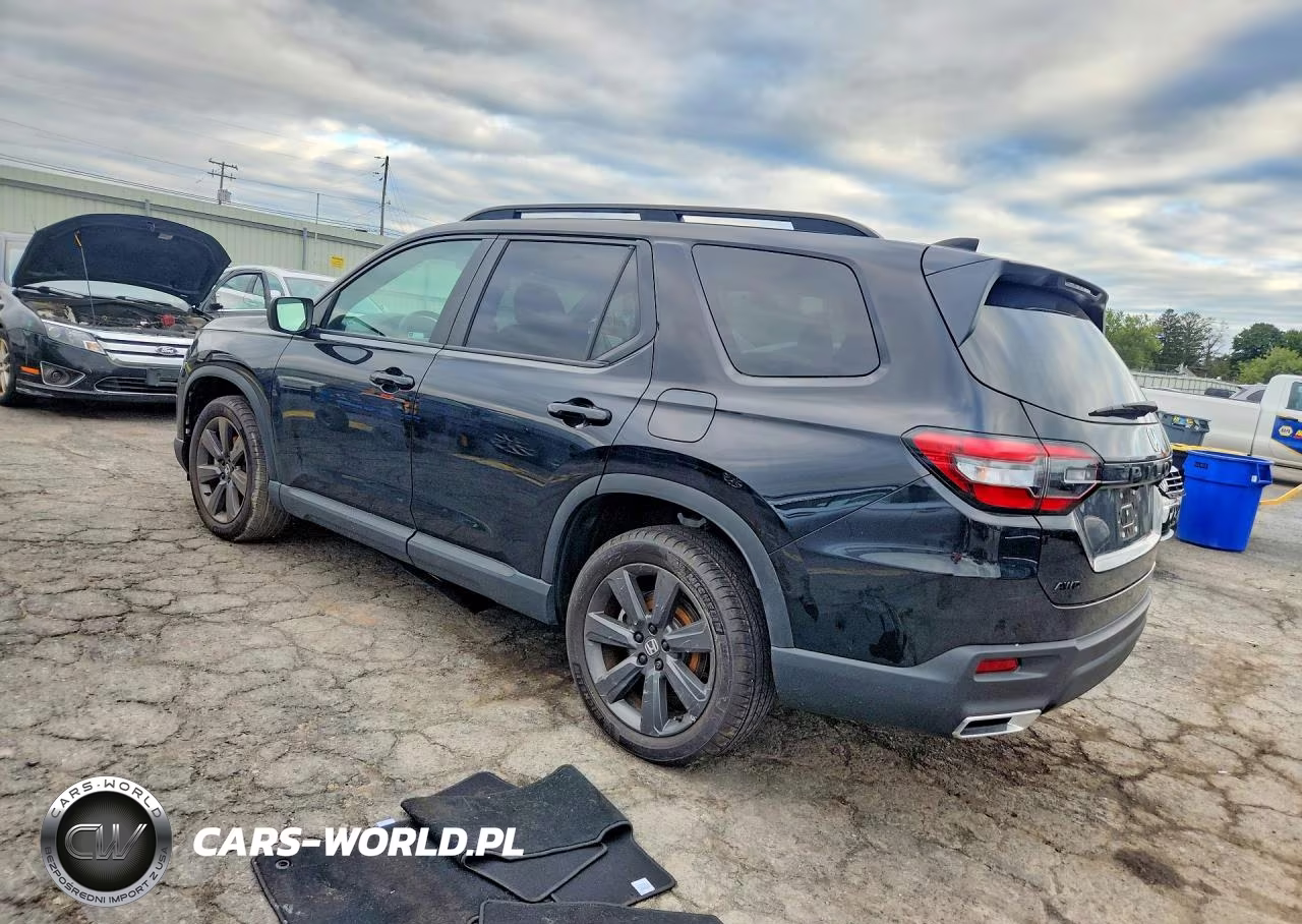 2025 Honda Pilot Sport VIN:5FNYG1H31SB124043 - 2