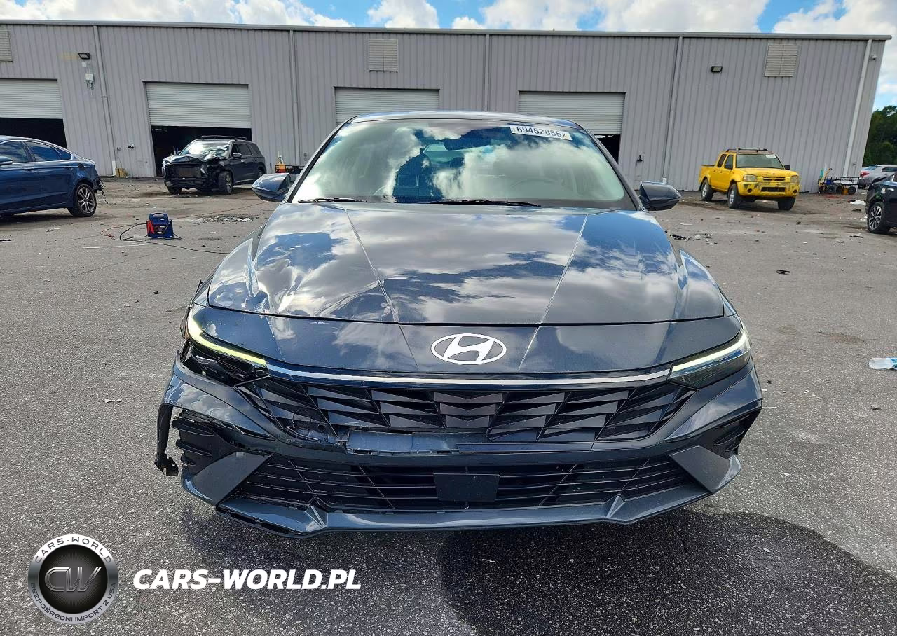 2025 Hyundai Elantra Limited VIN:KMHLP4DG2SU085129 - 5