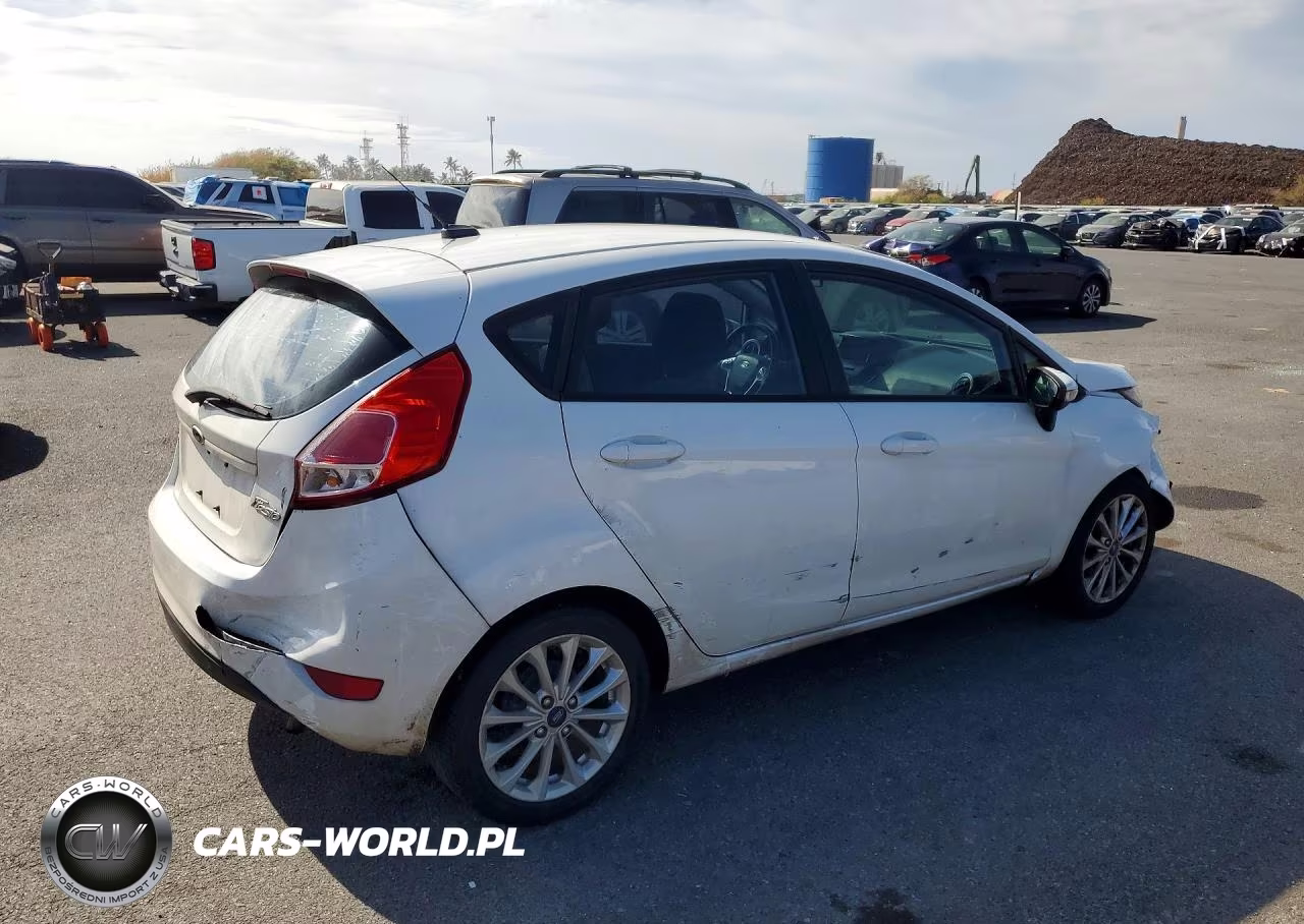 2014 Ford Fiesta Se VIN:3FADP4EJ1EM117814 - 3