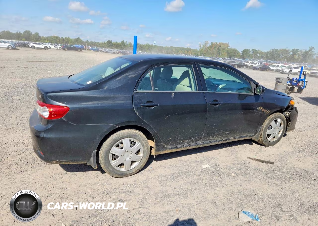 2011 Toyota Corolla Le VIN:2T1BU4EEXBC675694 - 3