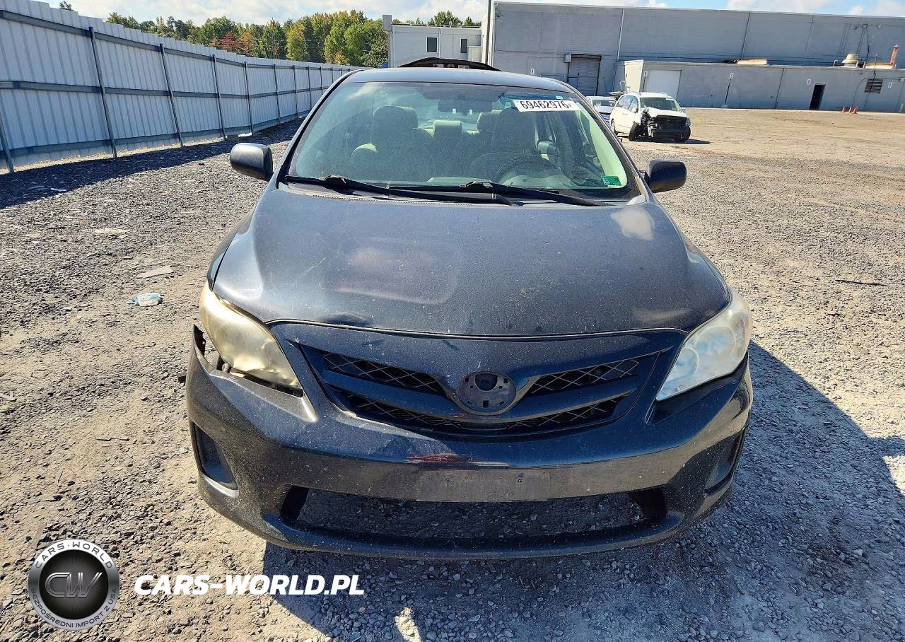 2011 Toyota Corolla Le VIN:2T1BU4EEXBC675694 - 5
