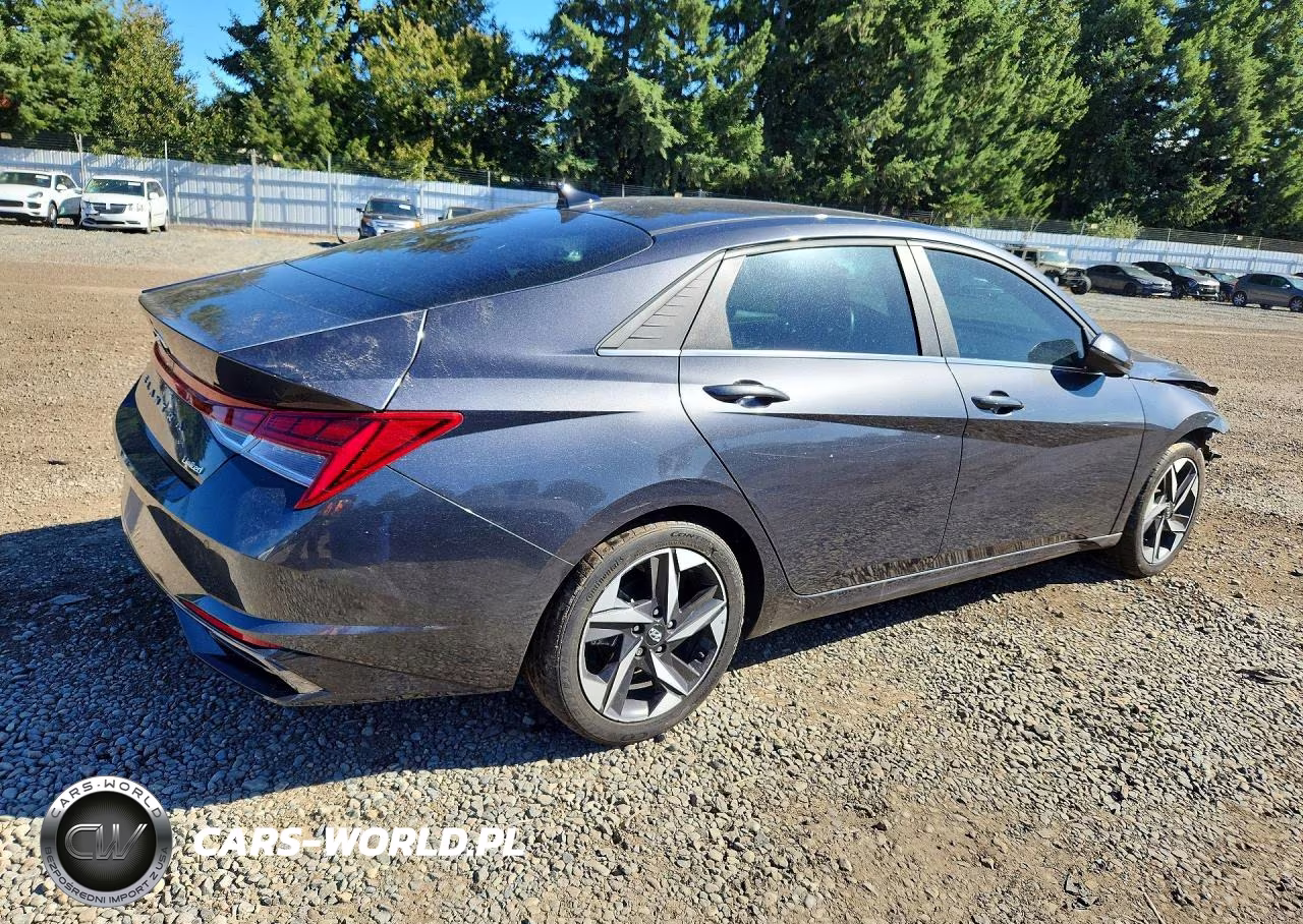 2021 Hyundai Elantra Limited VIN:5NPLP4AG0MH017353 - 3