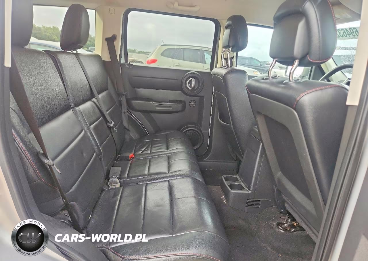 2011 Dodge Nitro Heat VIN:1D4PT4GXXBW606697 - 11