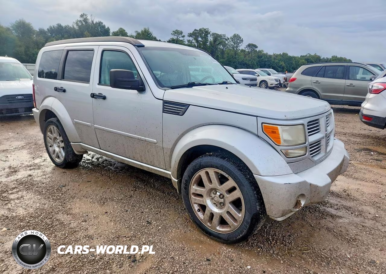 2011 Dodge Nitro Heat VIN:1D4PT4GXXBW606697 - 4