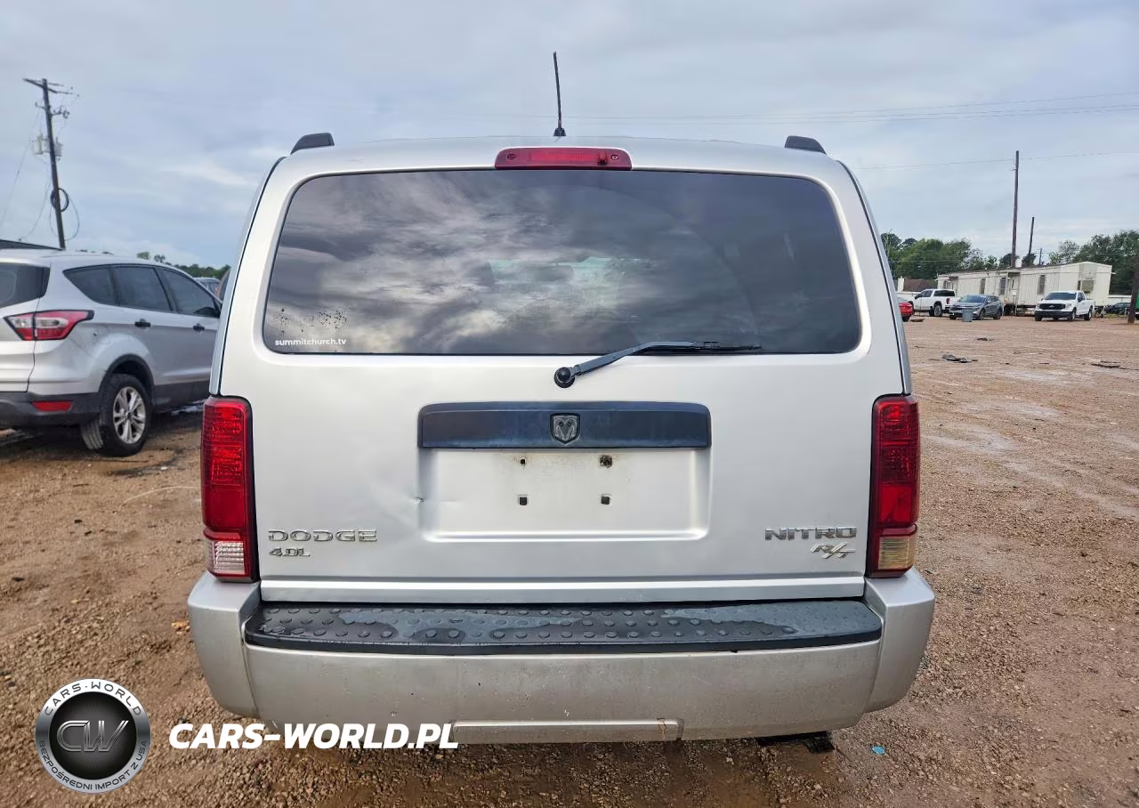 2011 Dodge Nitro Heat VIN:1D4PT4GXXBW606697 - 6