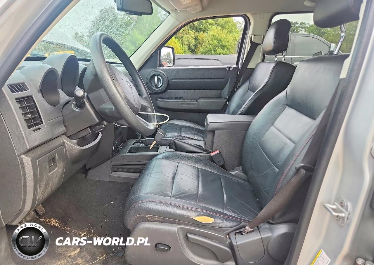 2011 Dodge Nitro Heat VIN:1D4PT4GXXBW606697 - 7