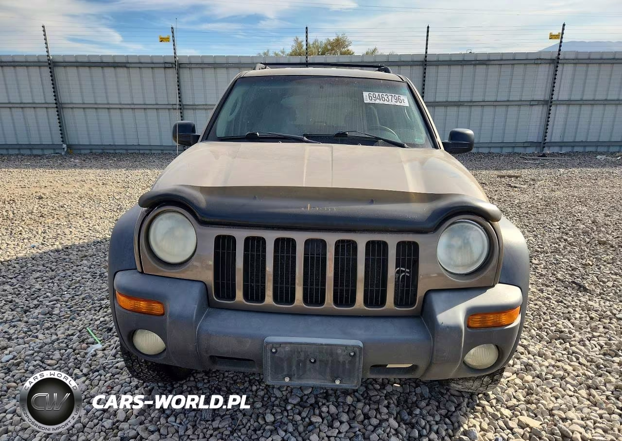 2002 Jeep Liberty Sport VIN:1J4GL48K42W187045 - 5