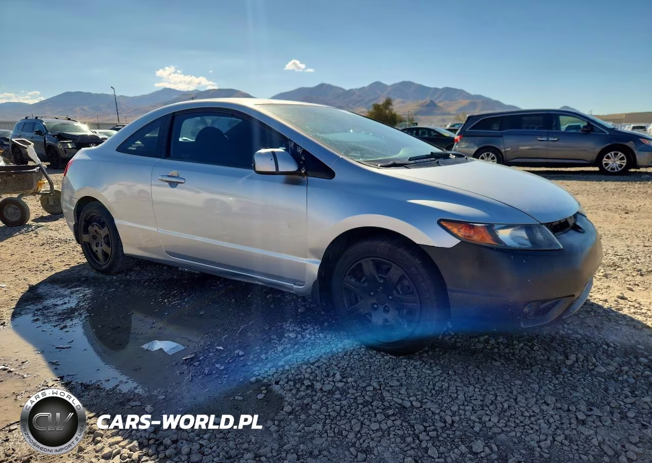 2007 Honda Civic Lx VIN:2HGFG12657H540108 - 4