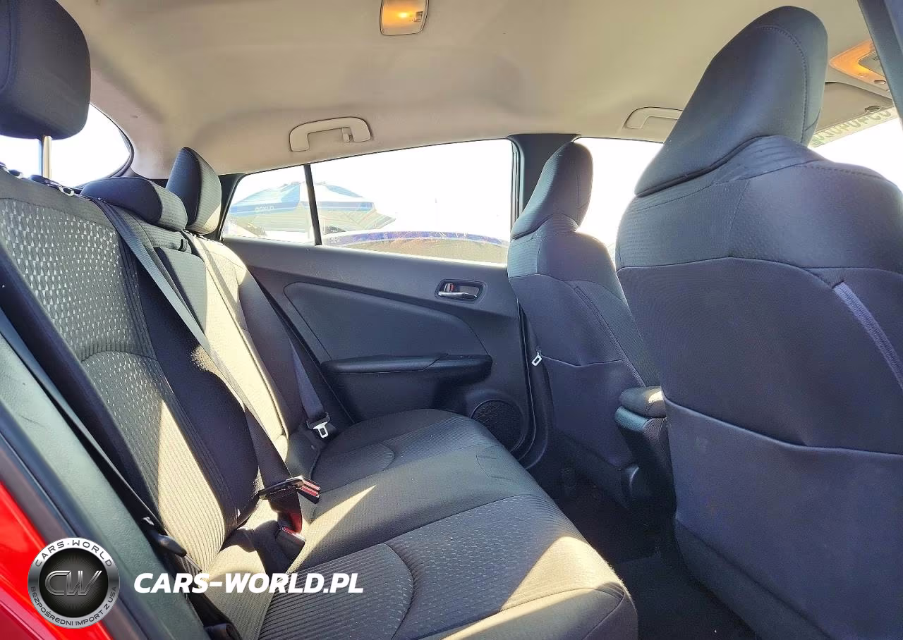 2016 Toyota Prius Two VIN:JTDKBRFU6G3524134 - 10
