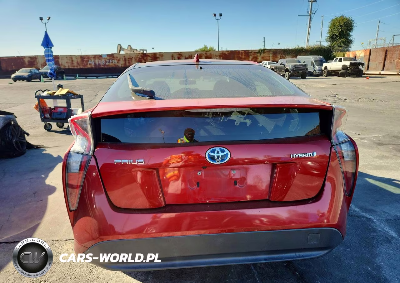 2016 Toyota Prius Two VIN:JTDKBRFU6G3524134 - 6