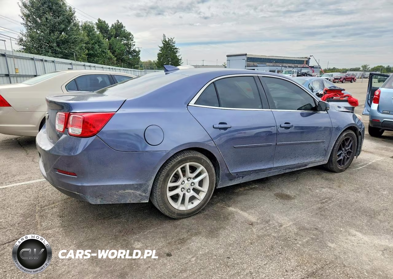 2015 Chevrolet Malibu 1Lt VIN:1G11C5SL6FF305405 - 3