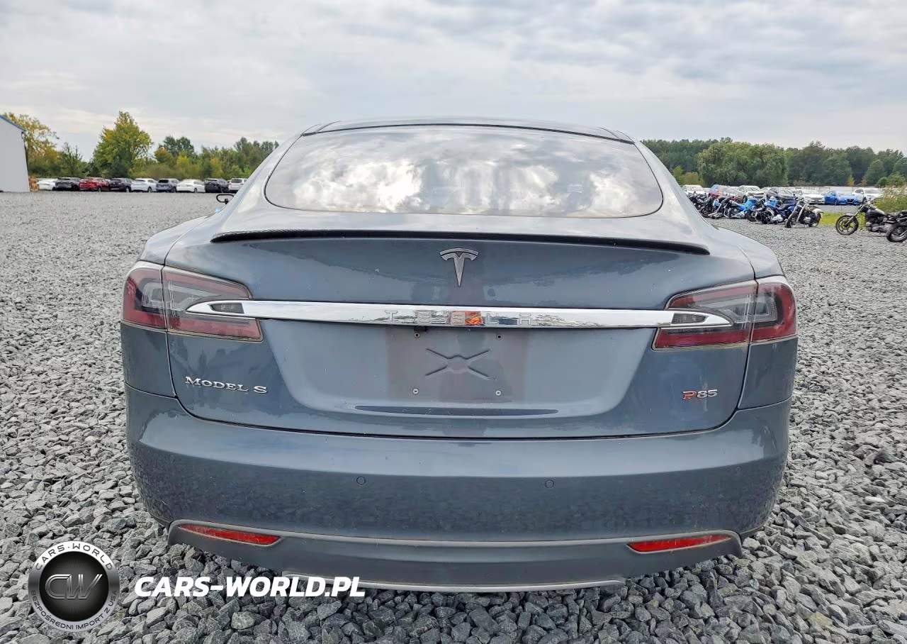 2013 Tesla Model S VIN:5YJSA1DP0DFP21655 - 6