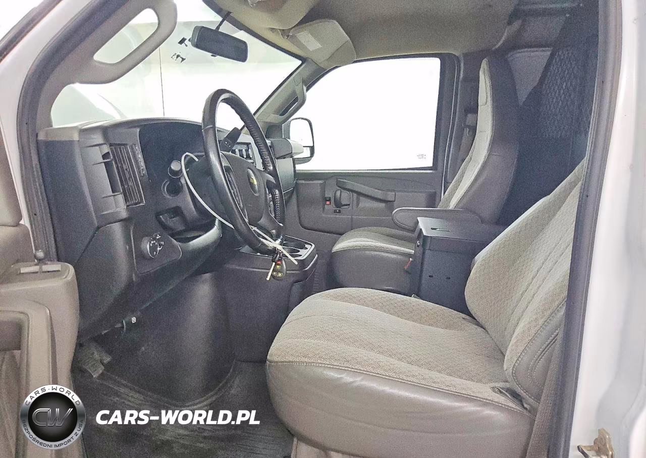 2022 Chevrolet Express G2500 VIN:1GCWGAFP9N1222800 - 7
