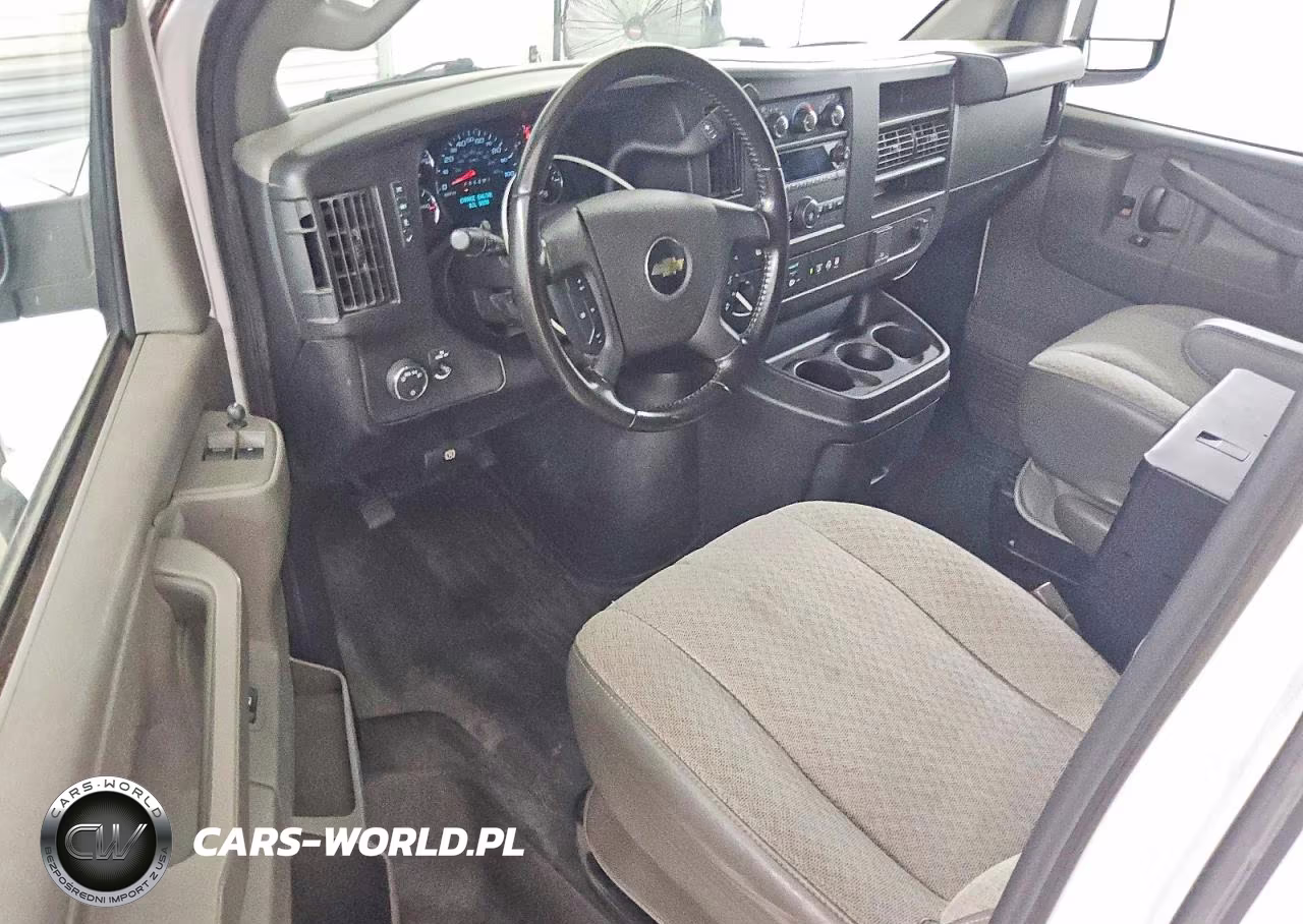 2022 Chevrolet Express G2500 VIN:1GCWGAFP9N1222800 - 8