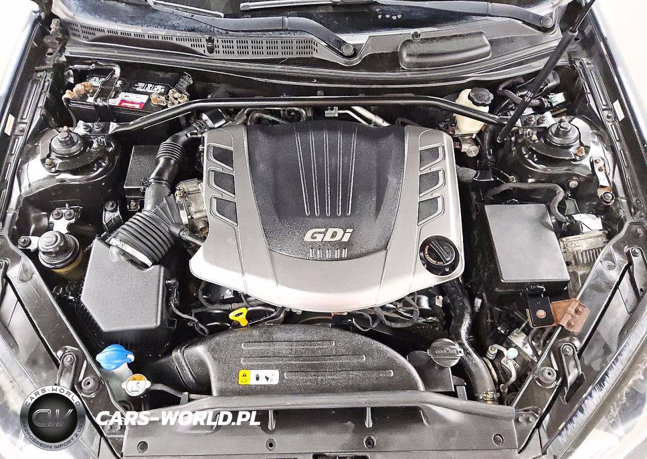 2013 Hyundai Genesis Coupe 3.8 Track VIN:KMHHU6KJ0DU107673 - 11
