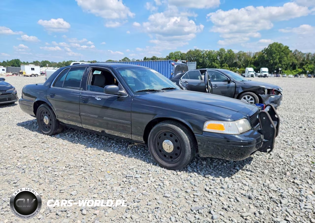 2011 Ford Crown Victoria Police Interceptor VIN:2FABP7BV4BX135563 - 4
