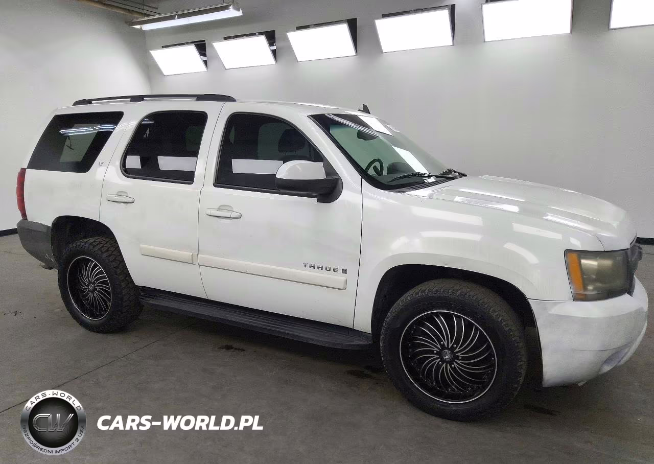 2008 Chevrolet Tahoe C1500 VIN:1GNFC13J58R272554 - 4