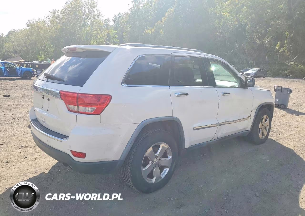 2011 Jeep Grand Cherokee Limited VIN:1J4RR5GG5BC702744 - 3