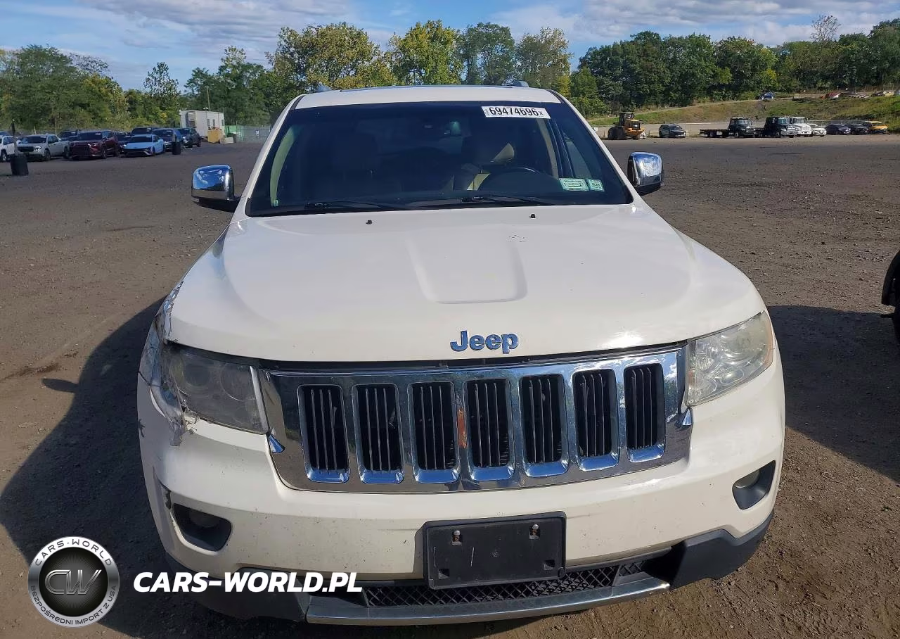 2011 Jeep Grand Cherokee Limited VIN:1J4RR5GG5BC702744 - 5
