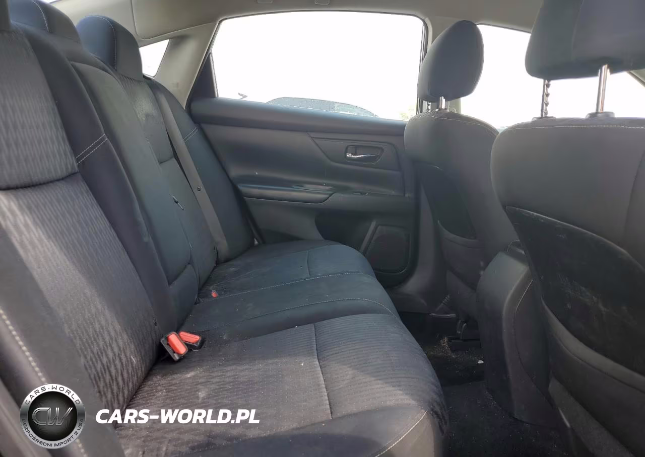 2017 Nissan Altima 2.5 VIN:1N4AL3APXHC496269 - 10
