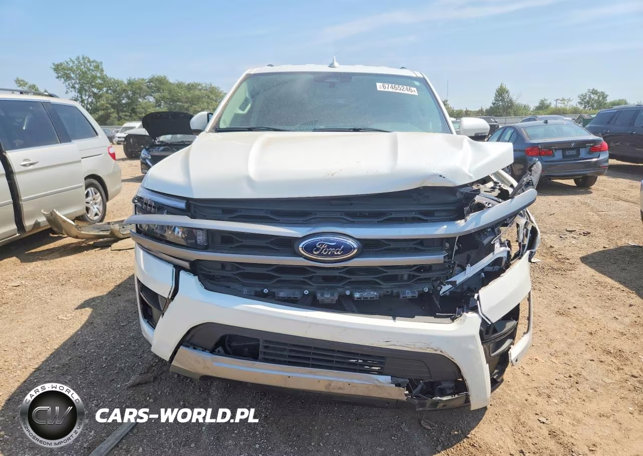 2024 Ford Expedition Xlt VIN:1FMJU1H80REA00522 - 5