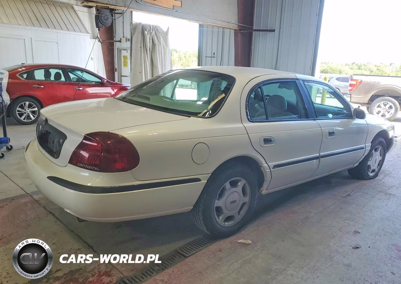2000 Lincoln Continental VIN:1LNHM97V7YY832831 - 3