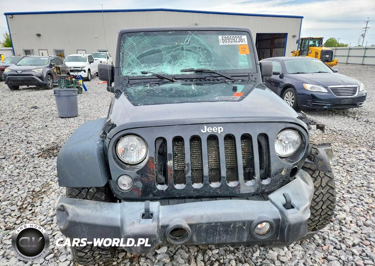 2016 Jeep Wrangler Unlimited Sport VIN:1C4BJWDG3GL226123 - 5