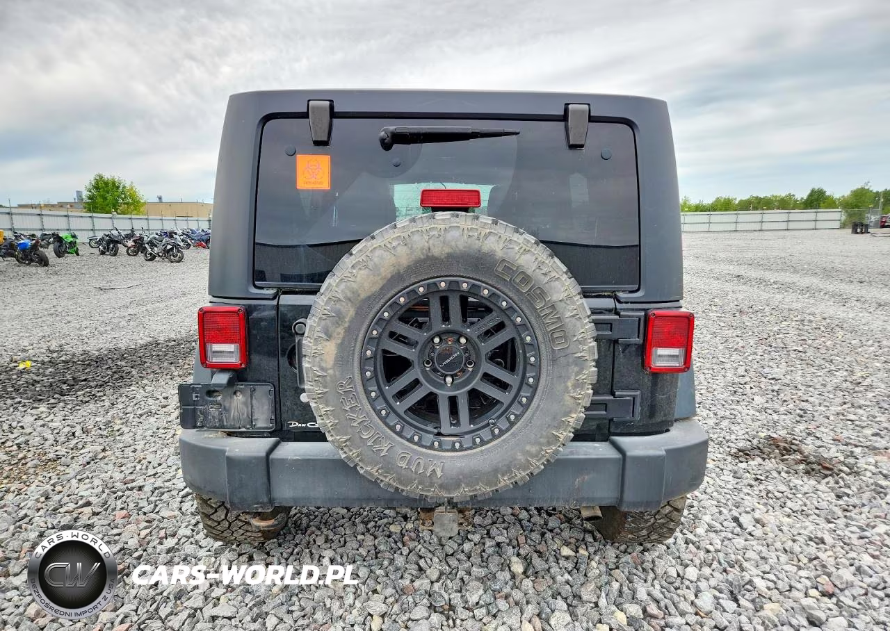2016 Jeep Wrangler Unlimited Sport VIN:1C4BJWDG3GL226123 - 6