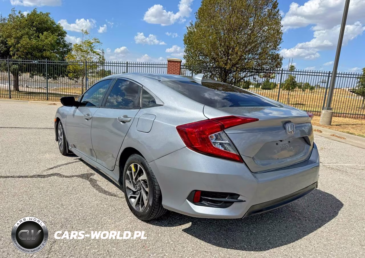 2017 Honda Civic Ex VIN:19XFC2F75HE031426 - 3
