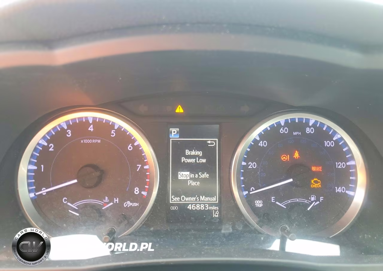 2018 Toyota Highlander Le VIN:5TDZZRFH2JS288326 - 9