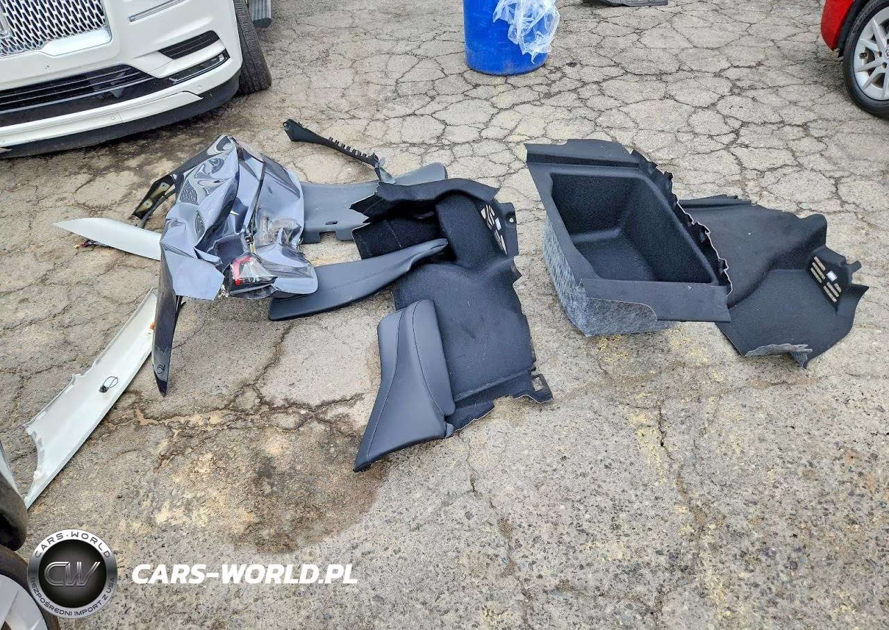 2023 Tesla Model 3 VIN:5YJ3E1EA0PF704622 - 12