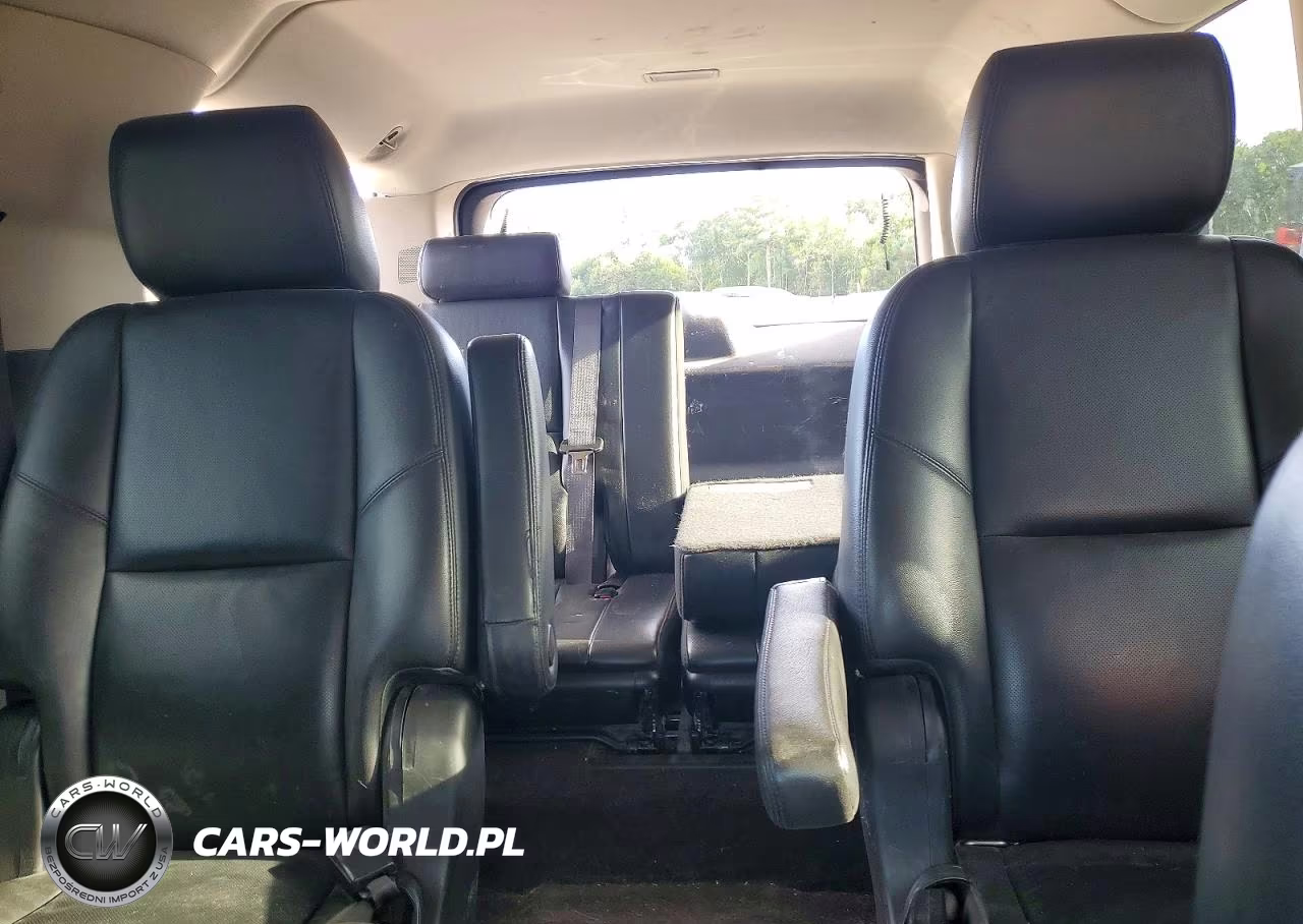 2011 Chevrolet Suburban K1500 Ltz VIN:1GNSKKE39BR382584 - 10